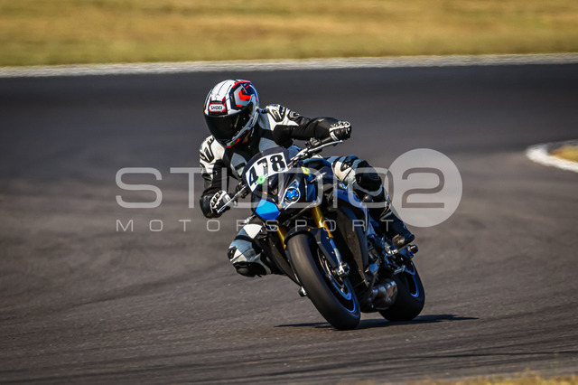 0478-240901_EL-006_478 | Deine Full-Service-Agentur für ✔️Videoproduktionen und ✔️Motorsportfotografie Jetzt Angebot anfragen!