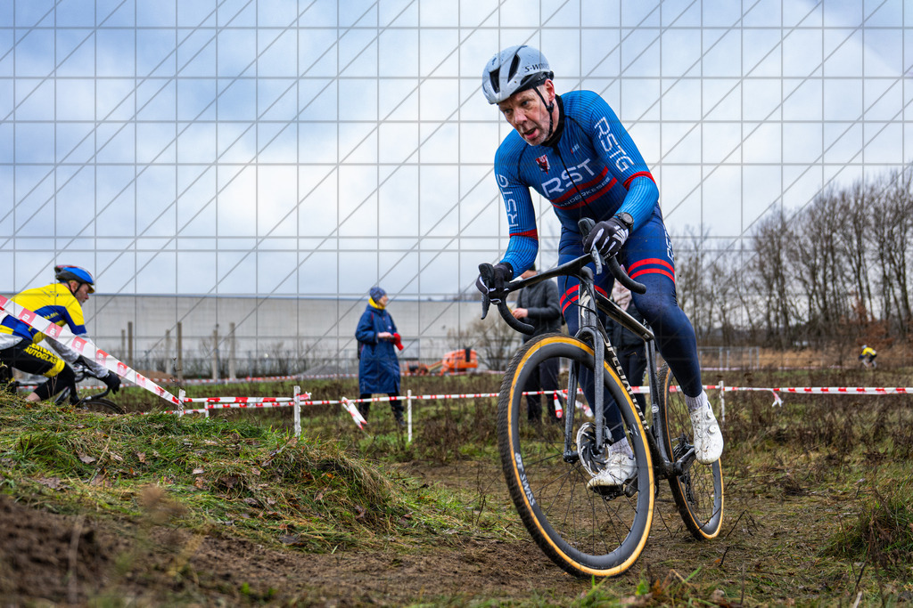 26. Stadler Weser-Ems Cup 2025/2026 - Silvestercross Melle | 31.12.25: 26. Stadler Weser-Ems Cup 2025/2026 - Silvestercross Melle / Melle / Deutschland  //   CREDIT:www.bullenfotos.de, Martin König, Hörner Weg 40, D-49078 Osnabrück, +4917663732967 // Nutzung und Weitergabe nur zu den vereinbarten Zwecken. Presseanfragen an Ersteller. Alle Rechte beim Ersteller. Honorierung nach MFM. - Realisiert mit Pictrs.com