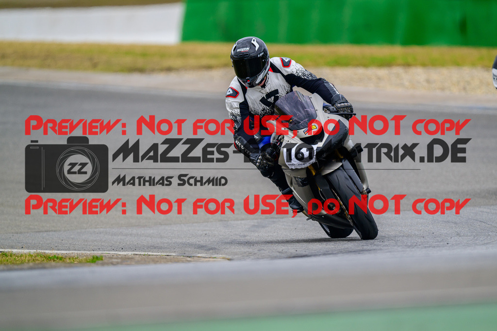 MaZZes_Fotomatrix_20240923_6007705_6964 | GELB