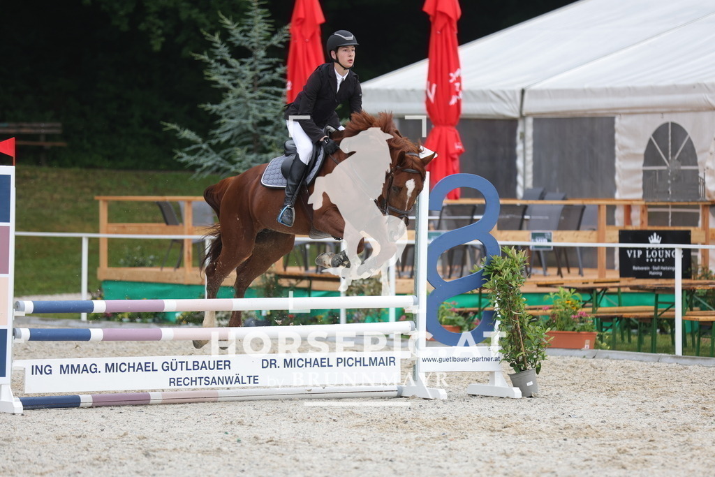 0P6A0353 | Willkommen bei Brunnmayr - Design & Fotografie – Ihrem Spezialisten für Reitturniere und Pferdeveranstaltungen in Oberösterreich, Salzburg und Bayern! Seit über 17 Jahren sind wir leidenschaftlich dabei.