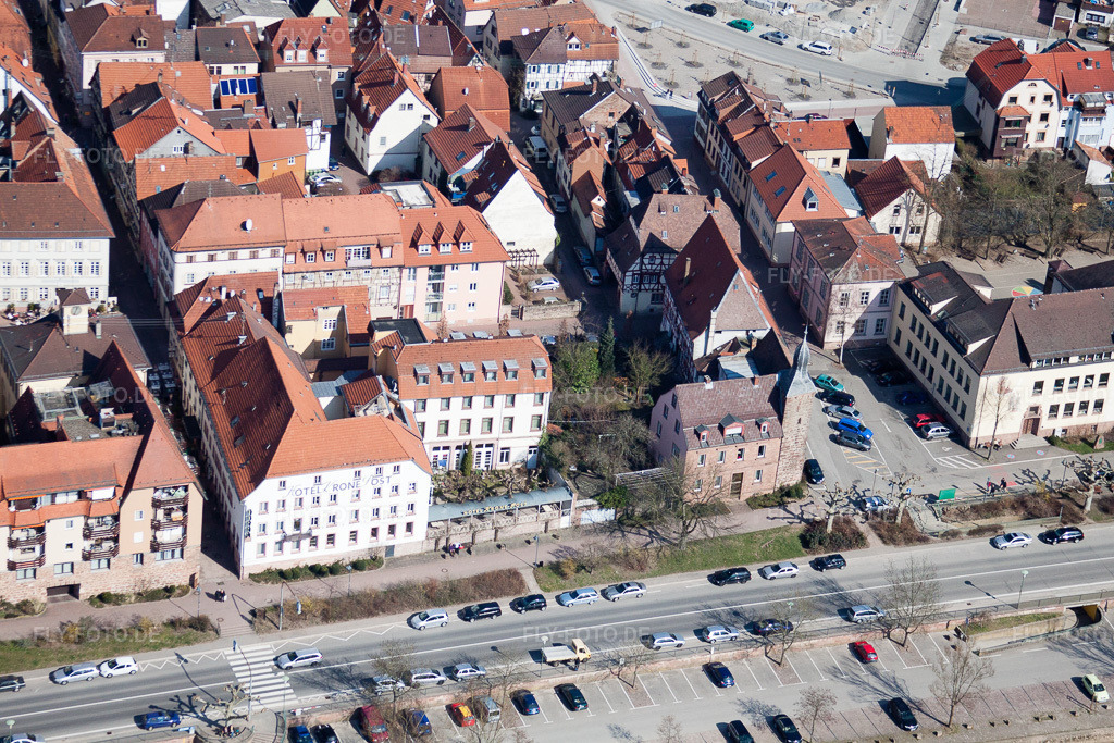 Luftbild: Hotel Krone-Post in Eberbach im Bundesland Baden-Württemberg in Deutschland. – Foto: IMG_38063.jpg vom 12.03.2011 durch Werner Riehm/FLY-FOTO.de – Auflösung des Originals: 4752 x 3168 px