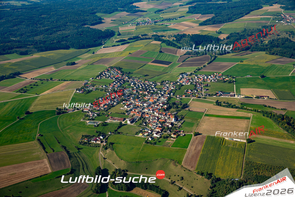 Das Luftbild der Stadt Rögling wurde 2021 vom Flugzeug heraus erstellt (keine Drohne) Aufnahmehöhe ca.450 Meter- hohe Bildauflösung und Druck-Qualität garantiert!