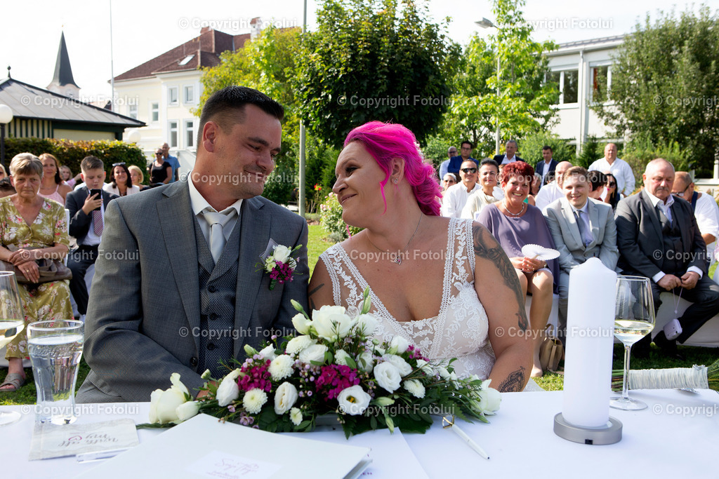 KERSTINFREDYHOCHZEIT_260822_97 | bilder, linz, photo, foto, fussball, sport, fotolui, bundesliga
