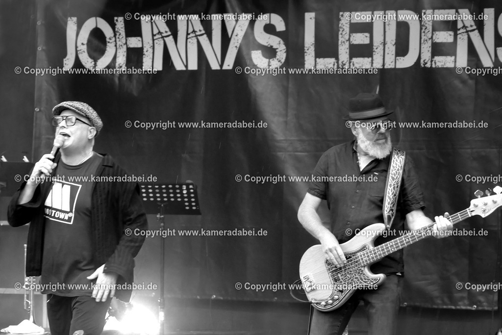29.08.2025 Johnnys Leidenschaft bei den DIN Tagen 2025 | 29.08.2025 Johnnys Leidenschaft gibt auf der Altmarktbühne in Dinslaken bei den DIN Tagen 2025 ein Konzert. - Realisiert mit Pictrs.com