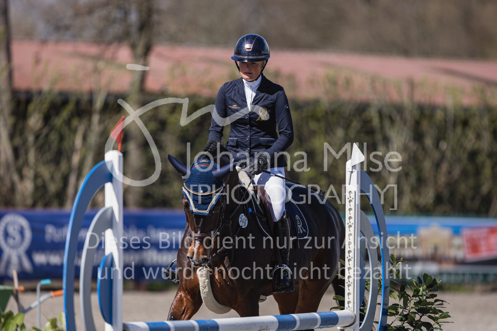 230411_Mühlen_02SprPf-A-241 | Deine schönsten Turniermomente als professionelle Fotos! Entdecke hochwertige Pferdesport-Fotografie im Online-Shop. Jetzt Fotos finden & bestellen!