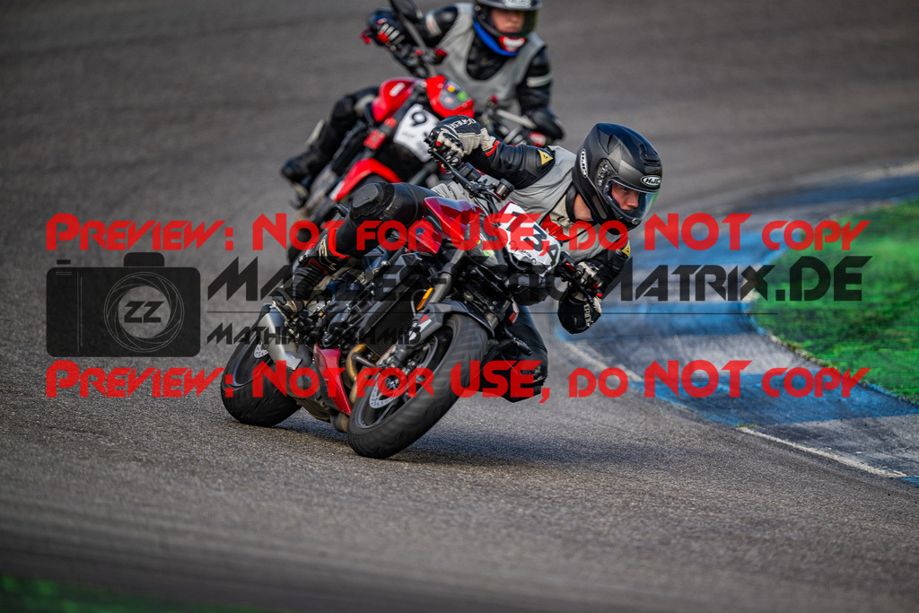 MaZZes_FotoMatrix_240701_6007705_0612 | INST