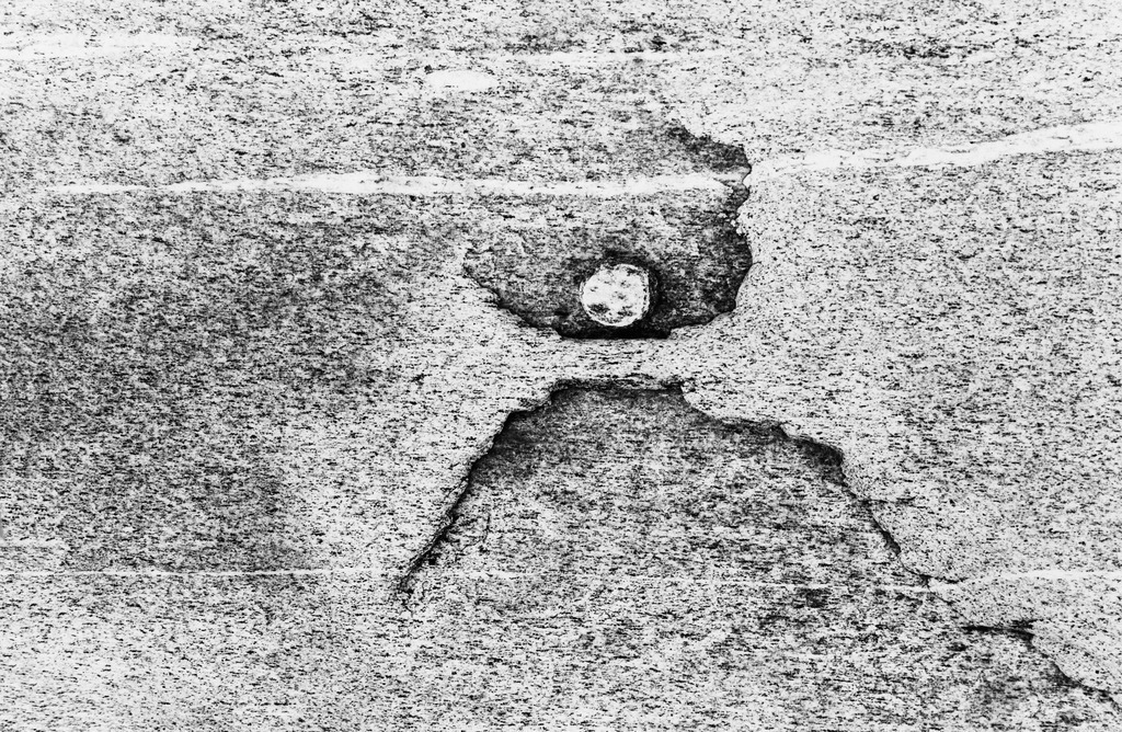 Steinwort_Verzasca_Gegenpol_1988_wb_8344sw | Beegebilder online. 
BIldarchiv von Beege Fotodesign mit ausgewählten Werken, die sich besonders gut für die Dekoration Ihrer Räume oder Wände eignen. 