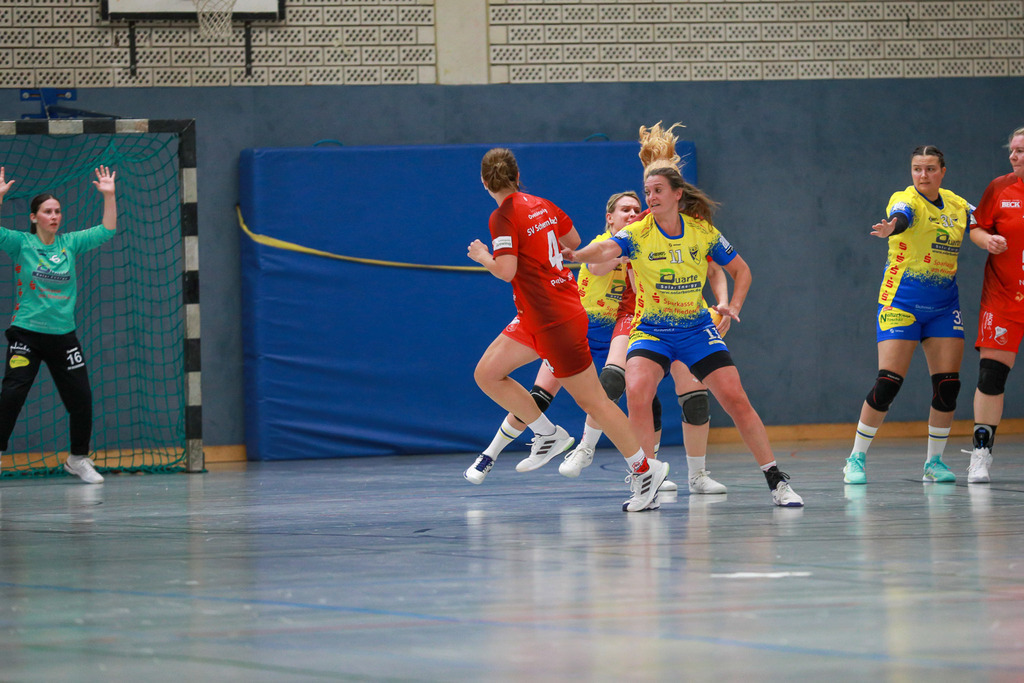 SVN_SvSchermbeck_051024_063 | Bildergalerie von Sport-Ereignissen aber auch von weiteren spannenden Dingen - nicht nur vom Niederrhein. In Anlehnung an den bekannten Spruch von Hanns Dieter Hüsch heißt das Motto: "Niederrhein ist überall".  - Realisiert mit Pictrs.com