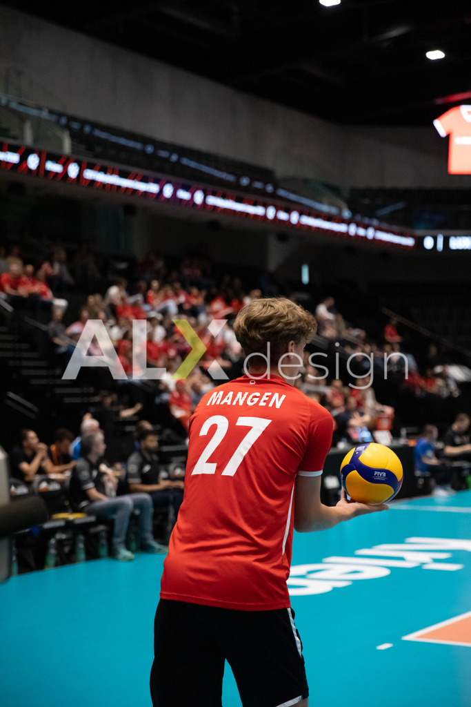 Luxembourg v Switzerland - CEV European League Men | KRIENS, SWITZERLAND - JUNE 12: TIM MANGEN of Luxembourg serve during the CEV European League match between Luxembourg and Switzerland at Pilatus Arena on June 12, 2026 in Kriens, Switzerland. - Realisiert mit Pictrs.com