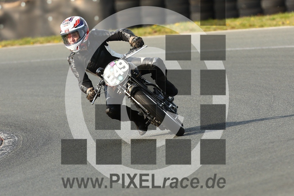 0e49-20260418_00694 | Schöne Erinnerungen an spannende Momente - das festzuhalten ist unser Job. PIXELrace.de ist seit 2003 auf den Rennstrecken Europas unterwegs um die Action draußen beim Fahren und die wunderbare Stimmung imm Fahrerlager für euch einzufangen.