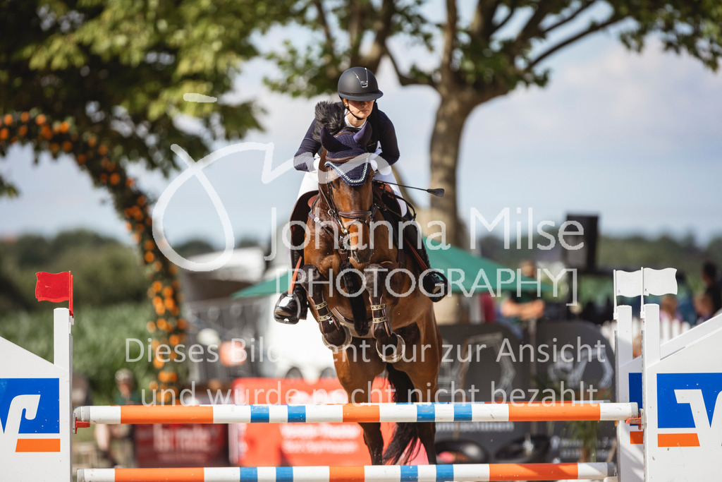 240711_BHO_M1-Spr-1-642 | Deine schönsten Turniermomente als professionelle Fotos! Entdecke hochwertige Pferdesport-Fotografie im Online-Shop. Jetzt Fotos finden & bestellen!