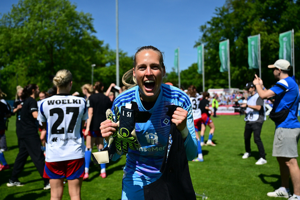 Fußball I Frauen I Saison 2024-2025 I 2. Bundesliga I 25. Spieltag I Hamburger SV - SC Freiburg II | Der Sportfotograf. - Realisiert mit Pictrs.com