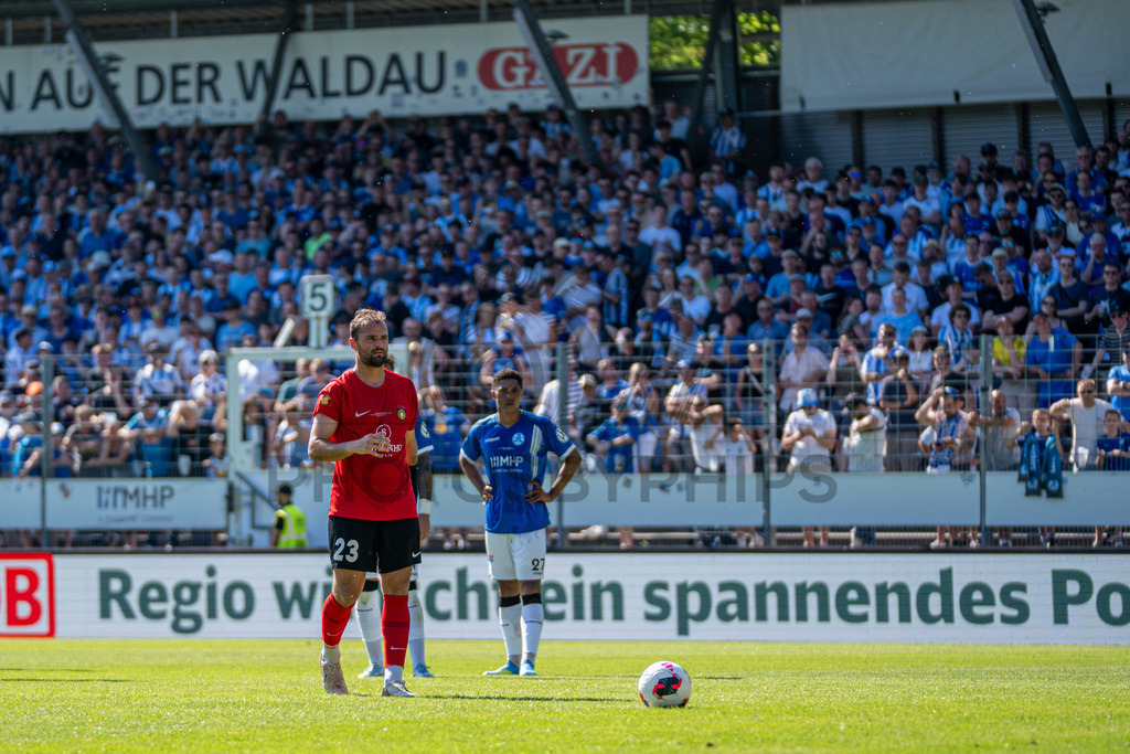 Stuttgarter Kickers vs. SG Sonnenhof Großaspach, Fussball, WFV-Pokal, Finale, 23.05.2026 | Fabian Eisele (SG Sonnenhof Großaspach, #23) tritt zum Elfmeter an und verwandelt ihn zum 0:2,Stuttgarter Kickers vs. SG Sonnenhof Großaspach, Fussball, WFV-Pokal, Finale, 23.05.2026