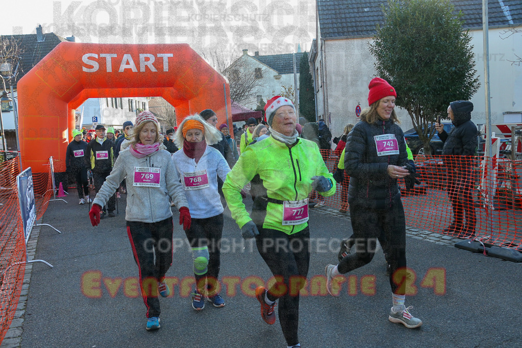 241201_1030_EX1_8218 | Sportfotografie im Rhein-Sieg Kreis, Köln, Bonn, NRW, Rheinland Pfalz, Hessen, etc. Unser Tätigkeitsfeld umfasst den Laufsport vom Volkslauf über den Marathon, Duathlon, Triathon bis zum Ultralauf wie Kölnpfad Ultra oder Schindertrail.