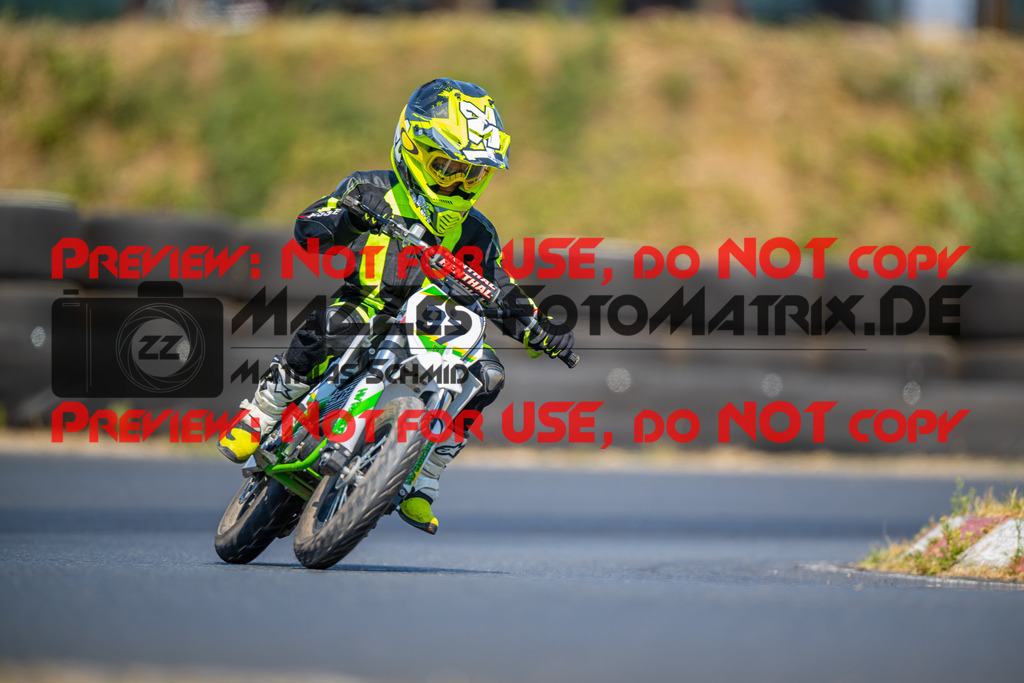 MaZZes-Fotomatrix-20260815-601839 | ROOKIES