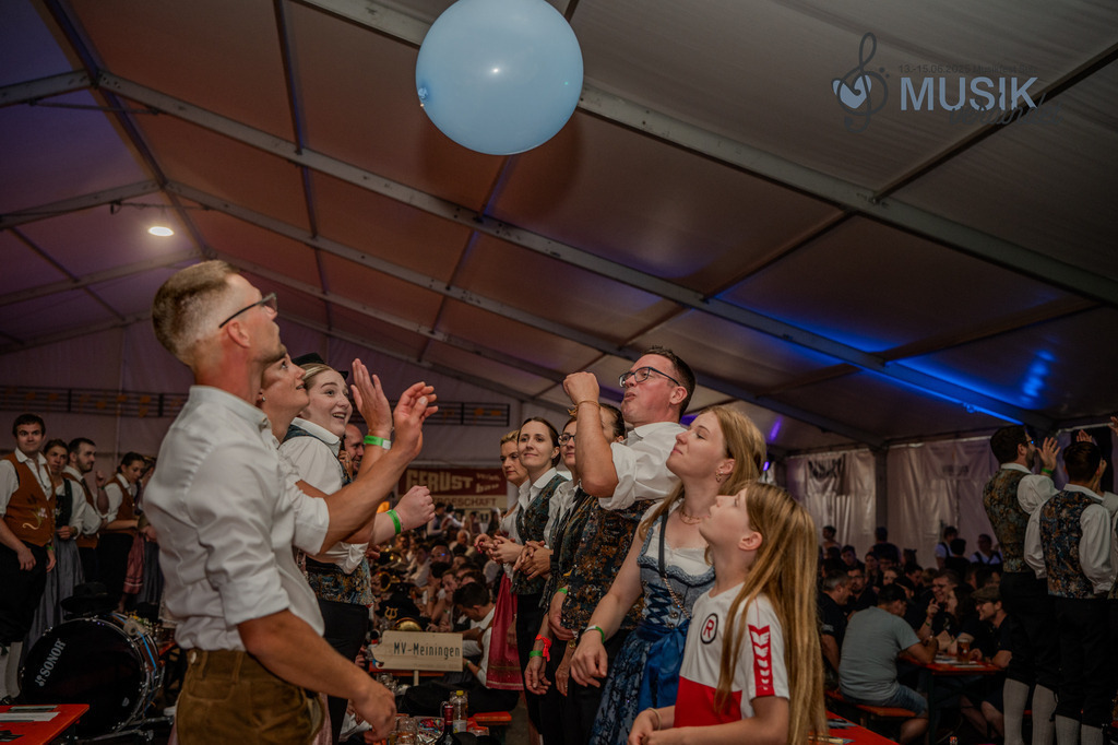 DSC_4763 | "Fussifoto.com – Ihr Ansprechpartner für hochwertige Fotografie! Entdecken Sie kreative Bilder und professionelle Dienstleistungen. Kontaktieren Sie uns für Ihre Projekte!"