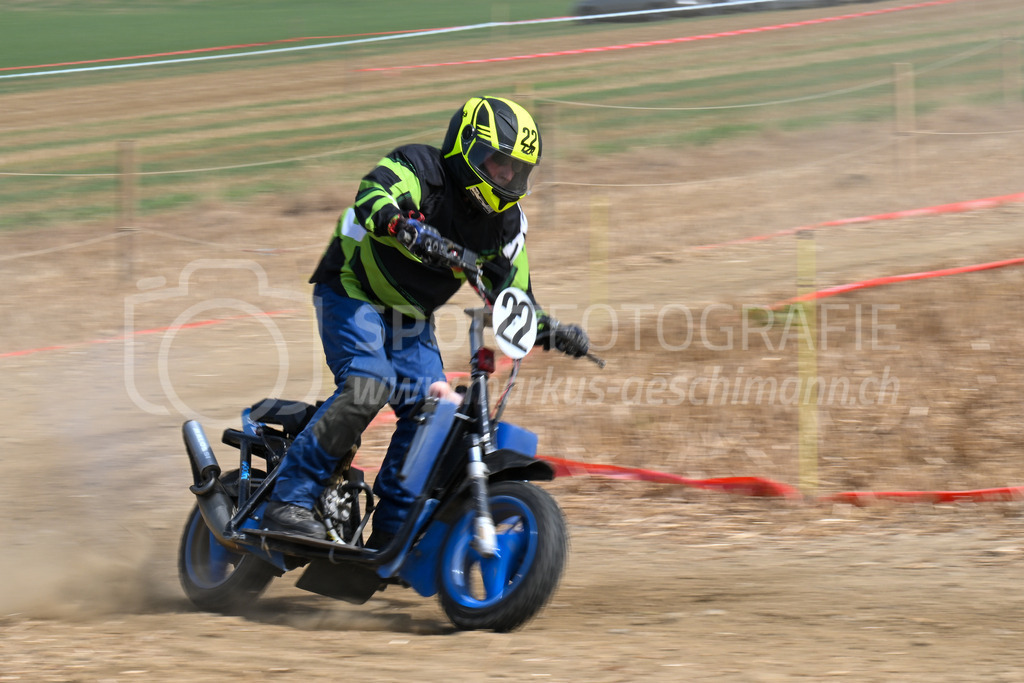 Motortrotti-Rennen Buch am Irchel - 19. August 2023 | Motortrotti-Rennen Buch am Irchel
Buch am Irchel, Kt. Zürich
Bild: Sportfotografie Markus Aeschimann | www.markus-aeschimann.ch - Realisiert mit Pictrs.com