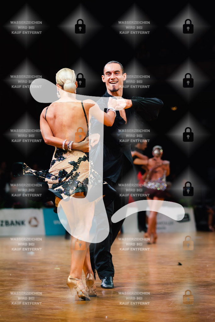 GOC 2025 - WDSF GrandSlam Latin 15th (8) Egor Kondratenko _ Mie Lincke Funch (Denmark)-2025-08-23-4106 | Webshop for digital downloads and prints of dance sport, event & show photographer Julian Link - Realisiert mit Pictrs.com