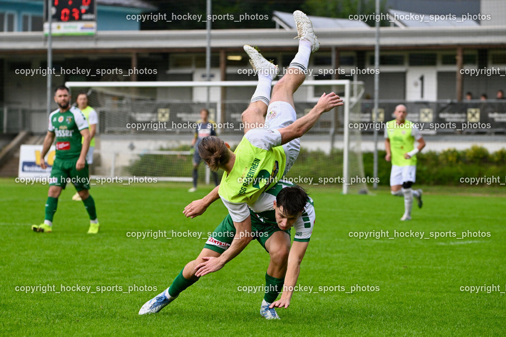 WSG Radenthein vs. SV Rapid Lienz | #3 Max Unterwandling WSG Radenthein, Flugeinlage, #17 Jonas Huber Rapid Lienz, WSG Radenthein vs. SV Rapid Lienz, WSG Radenthein vs. SV Rapid Lienz am 30.08.2025 in Radenthein (Sportplatz Radenthein), Austria, (Photo by Bernd Stefan)