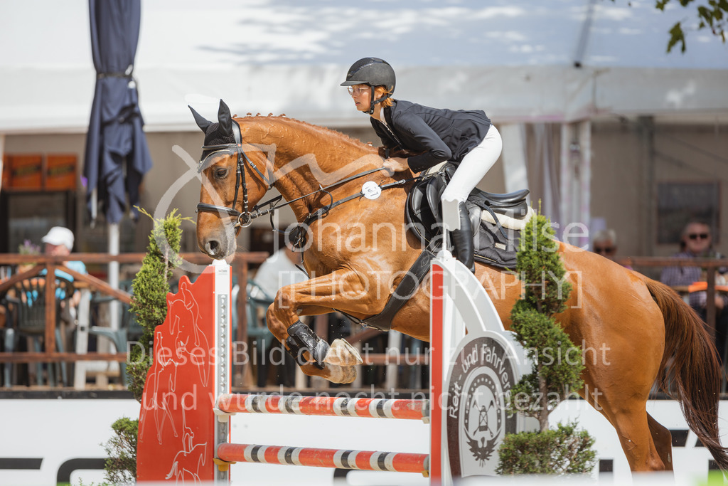 220728_BHO_BT_Stil-L2-433 | Deine schönsten Turniermomente als professionelle Fotos! Entdecke hochwertige Pferdesport-Fotografie im Online-Shop. Jetzt Fotos finden & bestellen!