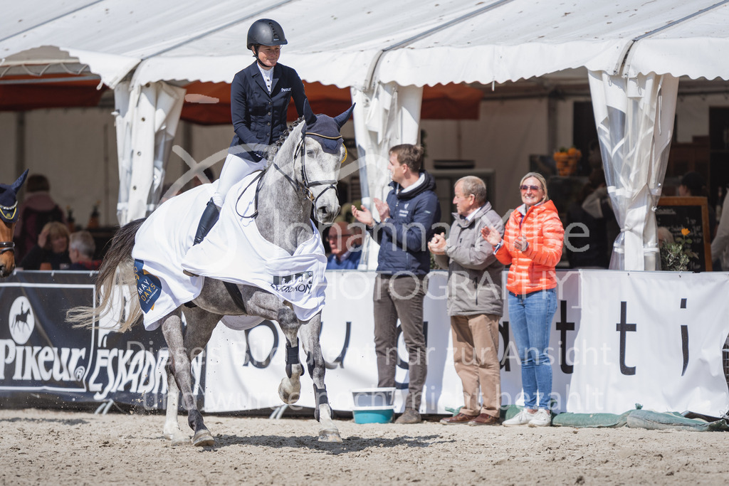 230518_MayDays_SprPf-A-127 | Deine schönsten Turniermomente als professionelle Fotos! Entdecke hochwertige Pferdesport-Fotografie im Online-Shop. Jetzt Fotos finden & bestellen!