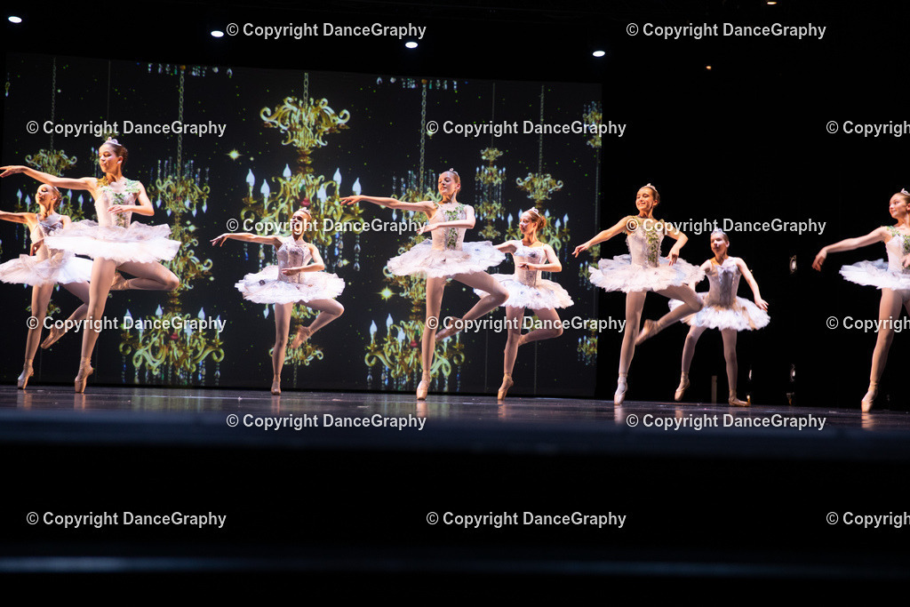 GPHY5872 | DanceGraphy - Realisiert mit Pictrs.com