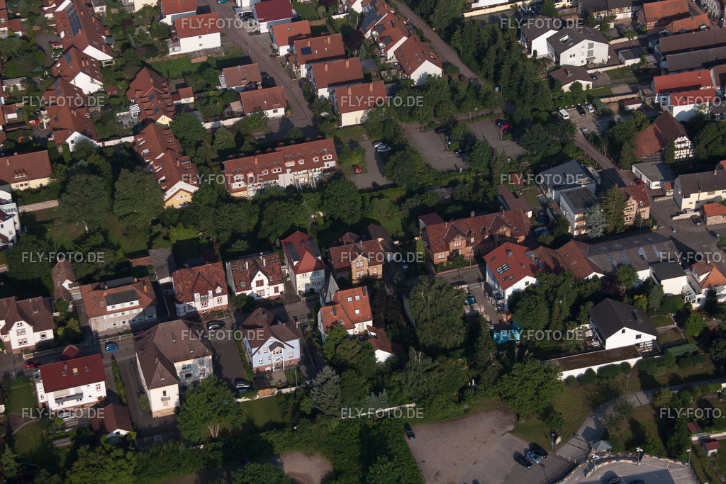 Bismarckstr | Luftbild: Bismarckstr in Kandel im Bundesland Rheinland-Pfalz in Deutschland. Foto: IMG_50829.jpg vom 04.07.2012 durch Werner Riehm/FLY-FOTO.de - Realisiert mit Pictrs.com