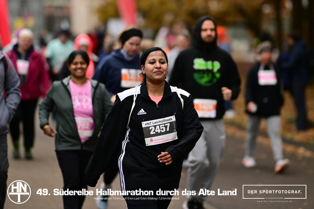 Süderelbe Halbmarathon 2025 I 09.11.2025 I Fotograf_DerSportfotograf.I 00504 | Der Sportfotograf. - Realisiert mit Pictrs.com