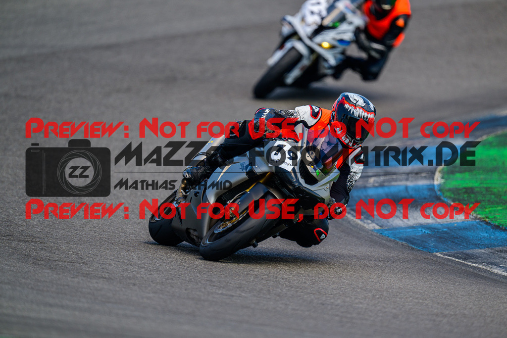 MaZZes_FotoMatrix_240520_6007705_6664 | INST