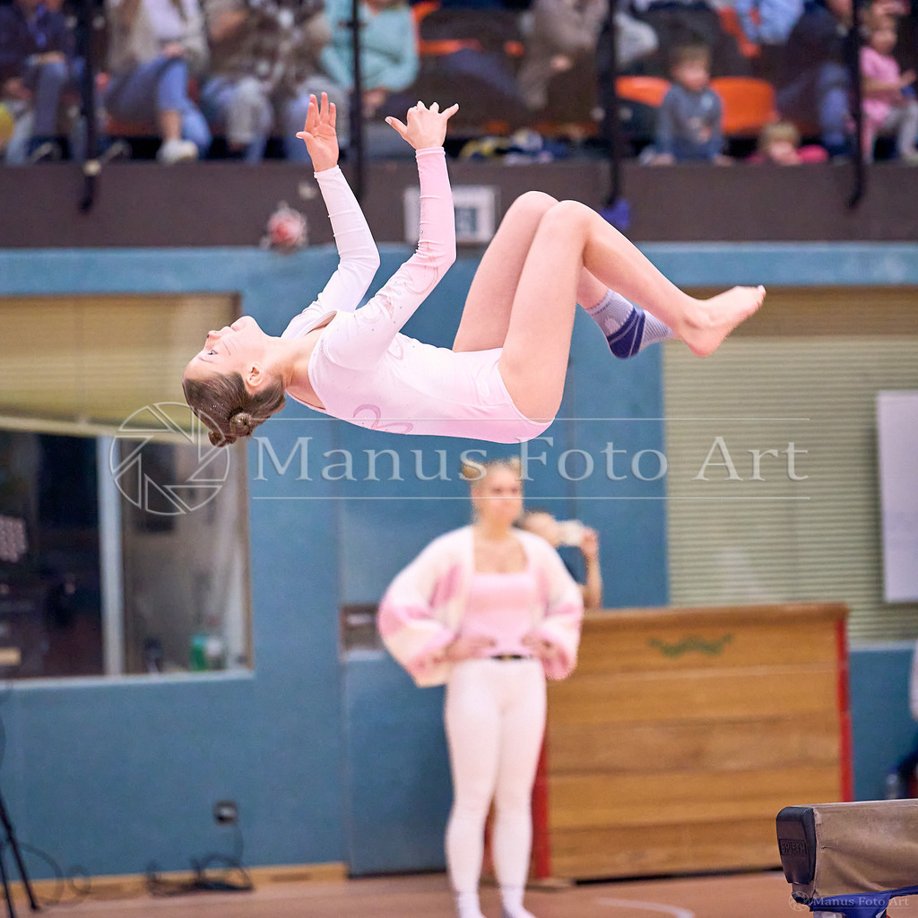 A-DSC01611 | Professionelle Sportfotografie in Hamburg, Schleswig-Holstein und Niedersachsen – spezialisiert auf Rhönrad, Geräteturnen, Leistungsturnen und rhythmische Sportgymnastik. Bundesweite Begleitung von Rhönrad-Events. Jetzt Sport-Fotos - Realisiert mit Pictrs.com
