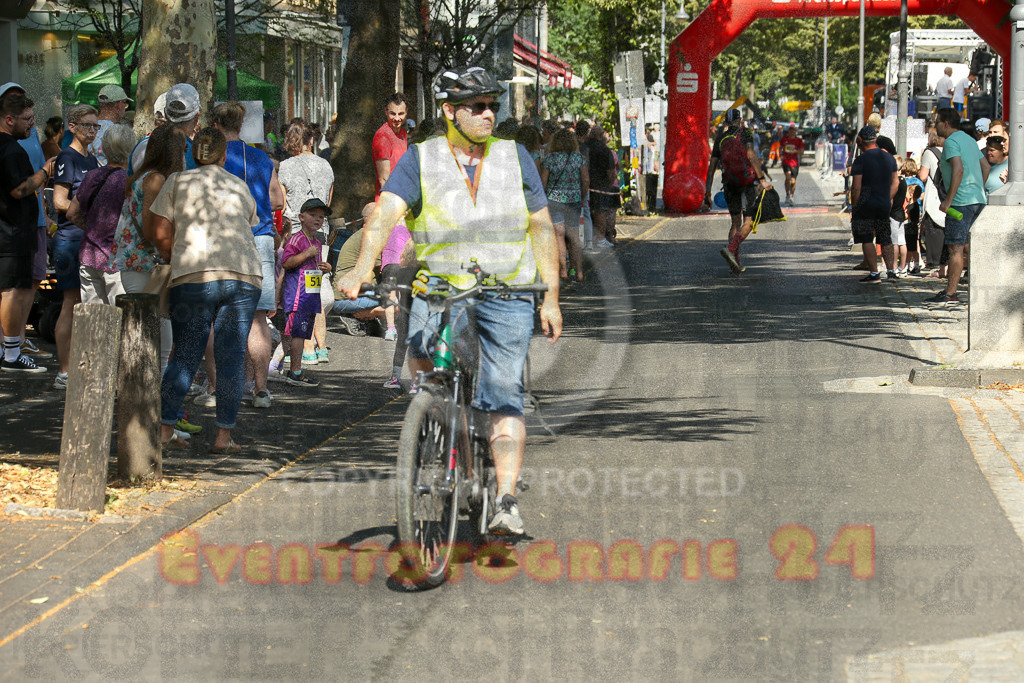 250621_1026_EX1_1946 | Sportfotografie im Rhein-Sieg Kreis, Köln, Bonn, NRW, Rheinland Pfalz, Hessen, etc. Unser Tätigkeitsfeld umfasst den Laufsport vom Volkslauf über den Marathon, Duathlon, Triathon bis zum Ultralauf wie Kölnpfad Ultra oder Schindertrail.