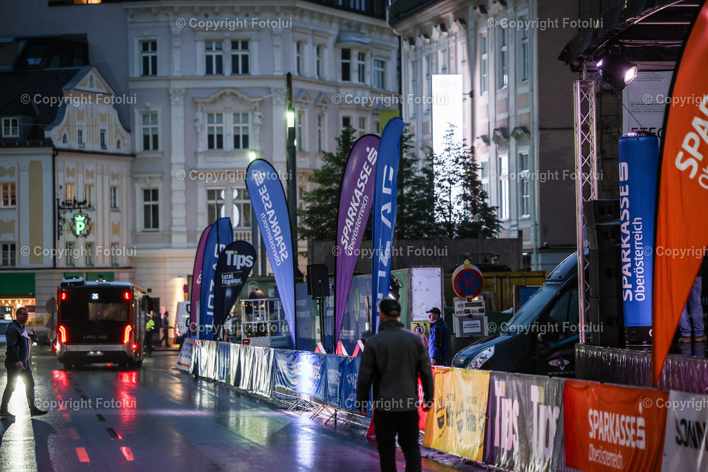 A-BINDER_20250925_0016 | LINZ, AUSTRIA,25.Sept.25 - NIGHT RUN LINZ. Image shows Photo: Sportmediapics.com/ Manfred Binder
