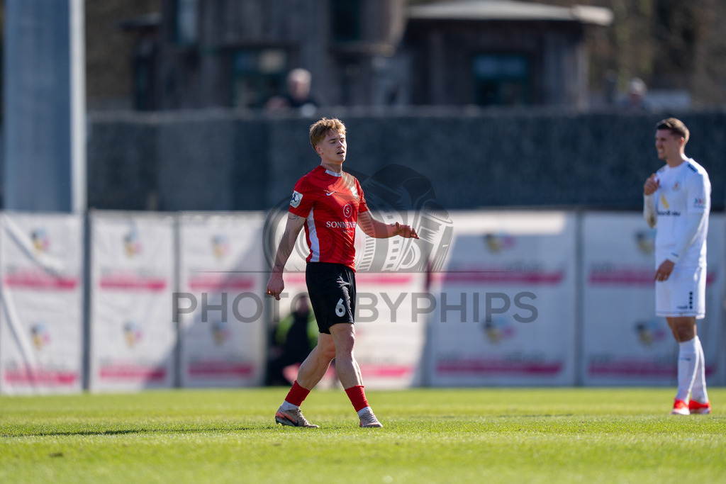 SG Sonnenhof Großaspach vs. KSV Hessen Kassel, Fussball, Regionalliga Südwest, 23. Spieltag, Saison 2025/2026, 07.03.2026 | Christian Mistl (SG Sonnenhof Großaspach, #06),SG Sonnenhof Großaspach vs. KSV Hessen Kassel, Fussball, Regionalliga Südwest, 23. Spieltag, Saison 2025/2026, 07.03.2026Foto: photosbyphips/Philip Ziegler