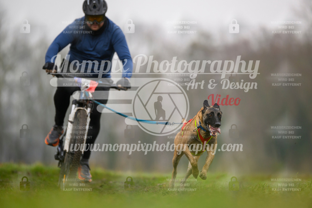 MompixPhotography_CDF2023_FFST_Di_Bike1-87 | PayLife