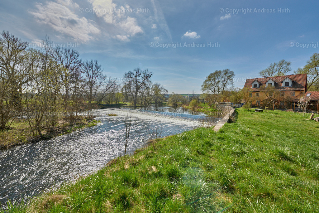 Der Beginn des Elsterfloßgrabens von 1596_97 incl. Brücke I bei Crossen an der Elster 01 | Bedeutsame Landschaften Deutschlands - Realisiert mit Pictrs.com