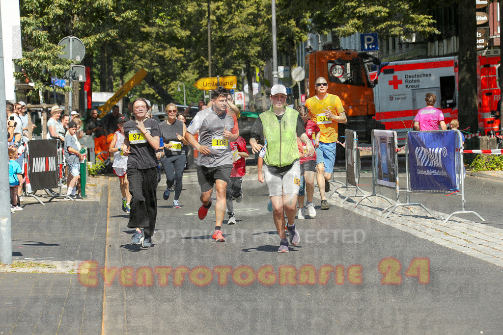 250621_1050_EX1_2779 | Sportfotografie im Rhein-Sieg Kreis, Köln, Bonn, NRW, Rheinland Pfalz, Hessen, etc. Unser Tätigkeitsfeld umfasst den Laufsport vom Volkslauf über den Marathon, Duathlon, Triathon bis zum Ultralauf wie Kölnpfad Ultra oder Schindertrail.