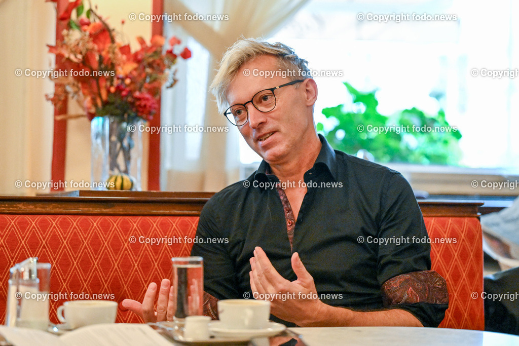 Thomas Wahlmueller_ Professor fuer Elementarpaedgogik_ 13.11.2023-4 | 13.11.2023, Linz, AUT, Thomas Wahlmueller, Professor fuer Elementarpaedgogik, im Bild Thomas Wahlmueller (Professor fuer Elementarpaedgogik, Gendermainstreaming-Beauftragter, Studienprogrammleitung Elementarpaedagogik)