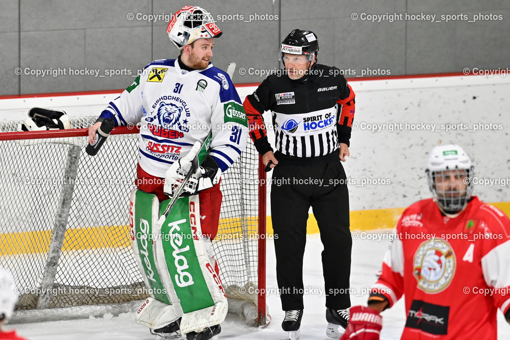 ESV Ferlach vs. UECR Eisbären Huben | #31 Sicher Michael UECR EISBÄREN HUBEN, LEITL Michael Referee, ESV Ferlach vs. UECR Eisbären Huben, ESV Ferlach vs. UECR Eisbären Huben am 31.10.2025 in Ferlach (HTC Eishalle Ferlach), Austria, (Photo by Bernd Stefan)