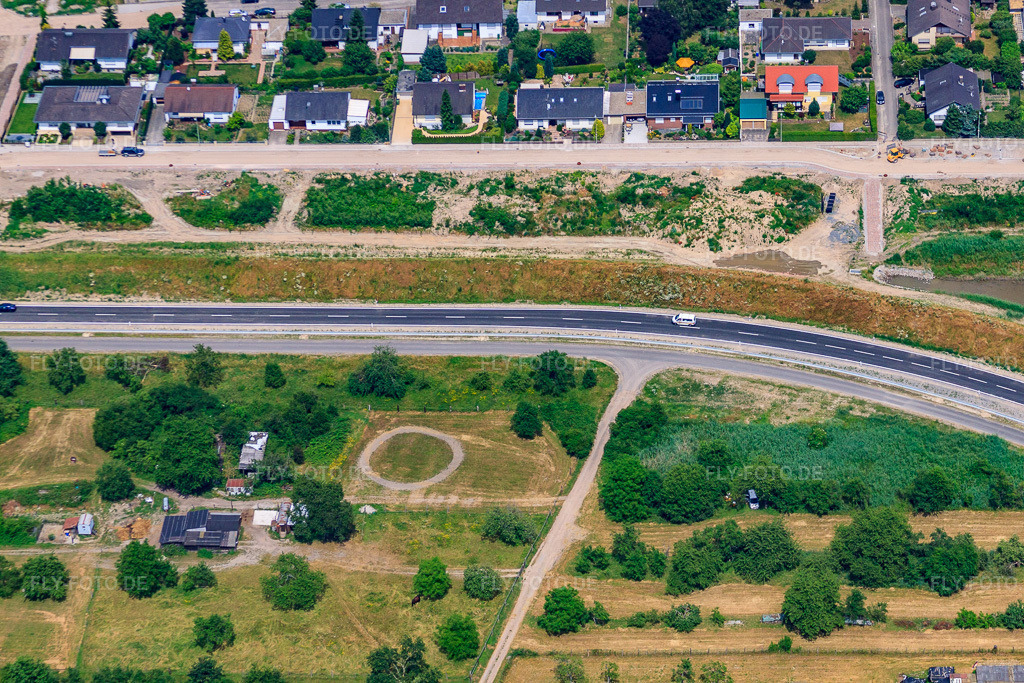 Luftbild: Neubaugebiet West in Jockgrim im Bundesland Rheinland-Pfalz in Deutschland. Foto: IMG_29711.jpg vom 02.07.2010 durch Werner Riehm/FLY-FOTO.de