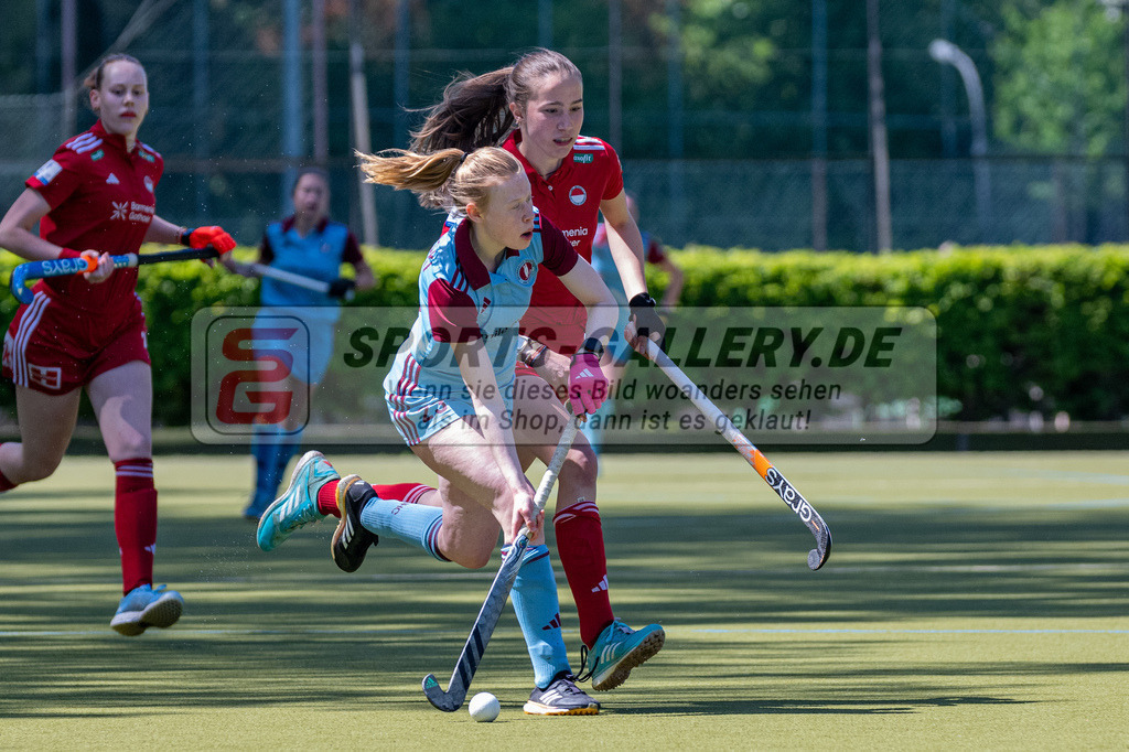 SM_20250511-D85_0102 | 1.Bundesliga Feld - Rückrunde (W) UHC - RWK / 0:3 (0:1)
