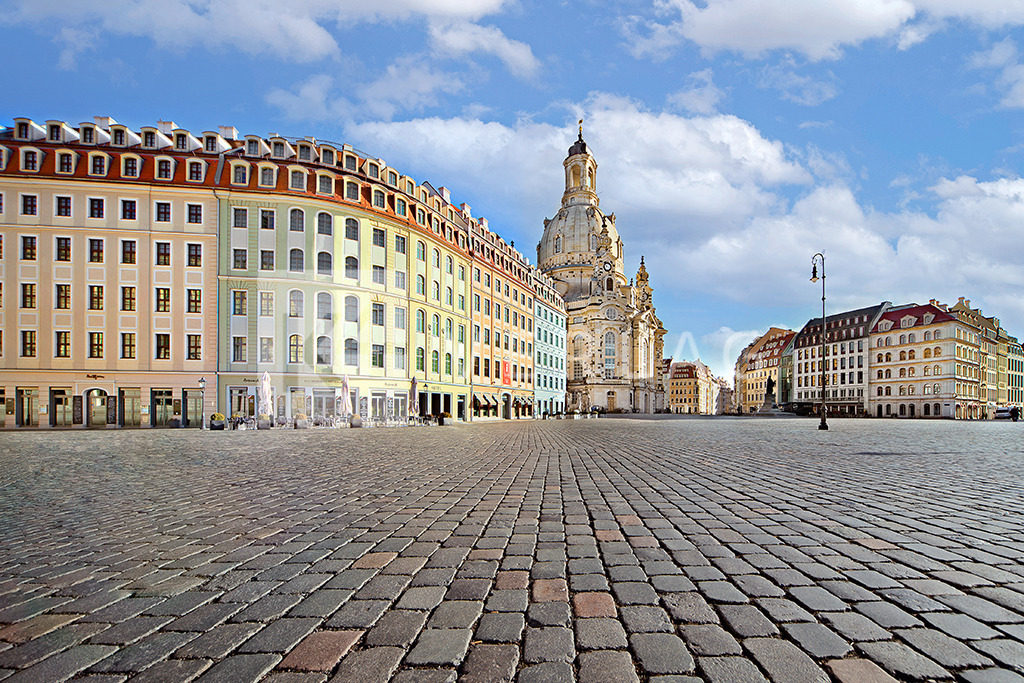 Frauenkirche-Neumarkt_DSC1032c_final | Blick auf die imposante Frauenkirche auf dem Neumarkt inder Dresdner Altstadt - Realisiert mit Pictrs.com