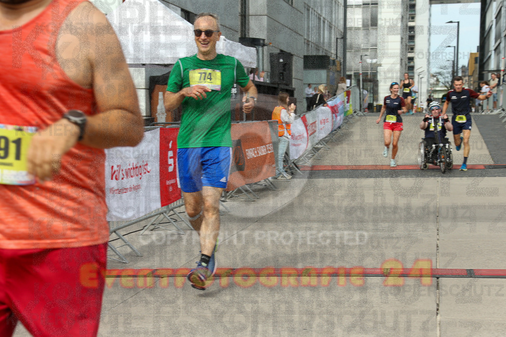 250920_1323_EX1_4304 | Sportfotografie im Rhein-Sieg Kreis, Köln, Bonn, NRW, Rheinland Pfalz, Hessen, etc. Unser Tätigkeitsfeld umfasst den Laufsport vom Volkslauf über den Marathon, Duathlon, Triathon bis zum Ultralauf wie Kölnpfad Ultra oder Schindertrail.