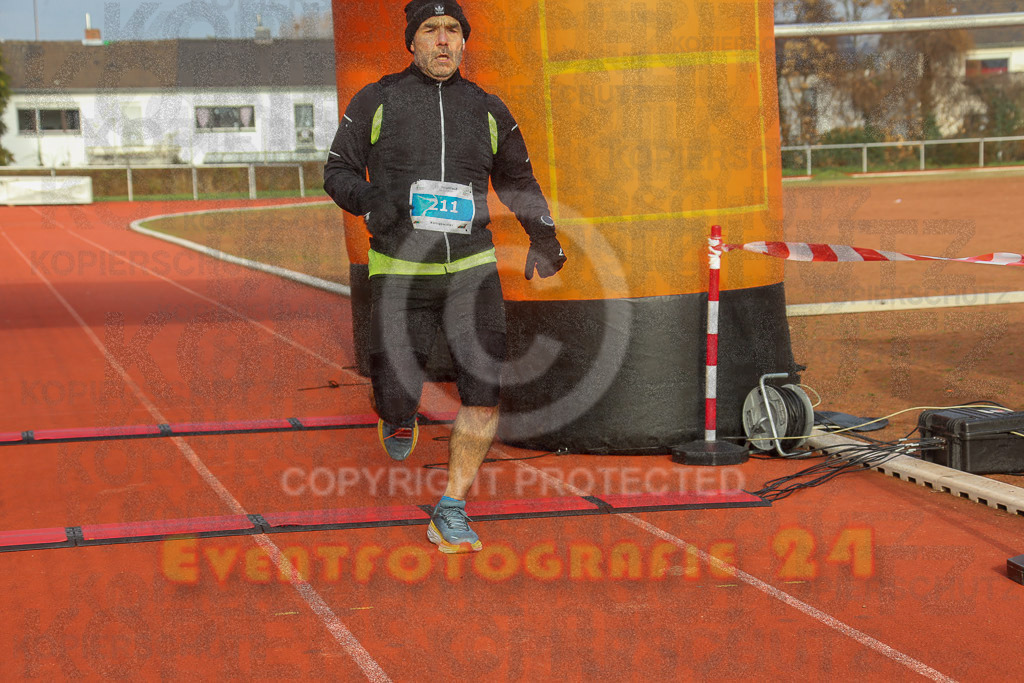 230129_1133_EX1_5145 | Sportfotografie im Rhein-Sieg Kreis, Köln, Bonn, NRW, Rheinland Pfalz, Hessen, etc. Unser Tätigkeitsfeld umfasst den Laufsport vom Volkslauf über den Marathon, Duathlon, Triathon bis zum Ultralauf wie Kölnpfad Ultra oder Schindertrail.