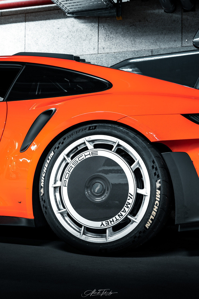 R6AT5402 _Alexander Tschuncky | Entdecken Sie die faszinierende Welt von Alexander Tschuncky Arts: Kreative Fotografie, atemberaubende Automobilkunst und hochwertiger Bilderdruck. Lassen Sie sich inspirieren! - Realisiert mit Pictrs.com