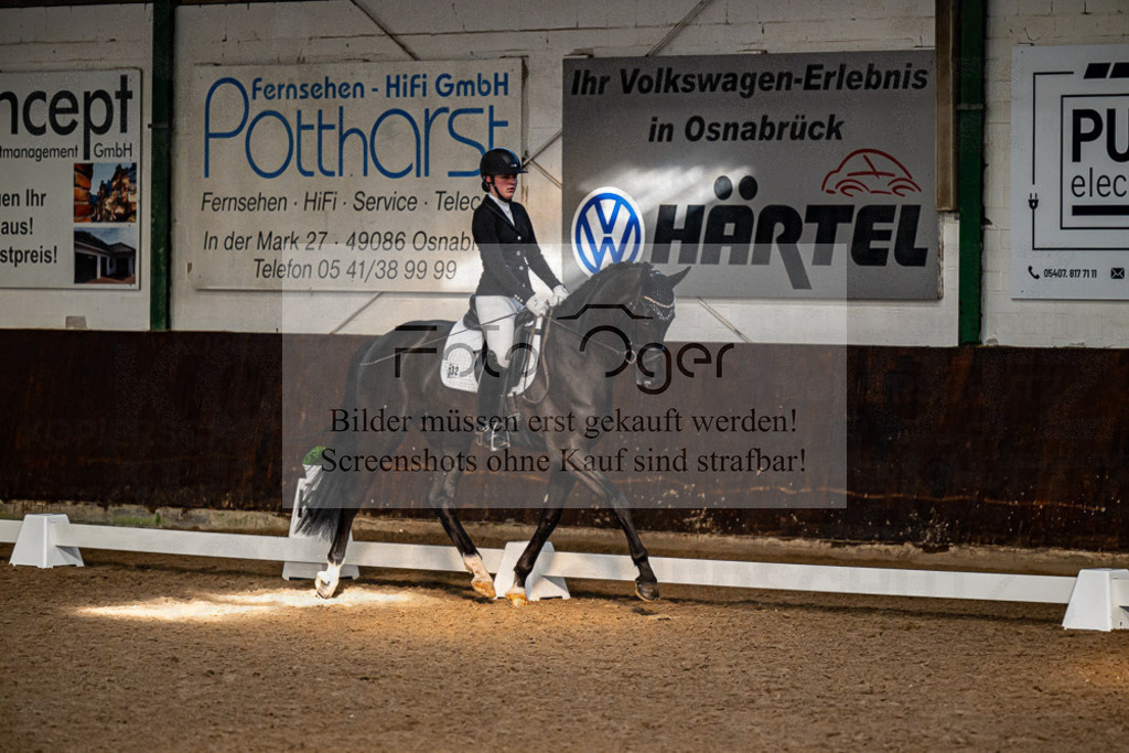 20240308-DOS_4525 | Entdecke hochwertige Reitturnierfotos von Foto Oger. Professionell, emotional und authentisch – jetzt Lieblingsmomente im Shop bestellen.Deutschlandweite Turnierfotografie. - Realisiert mit Pictrs.com