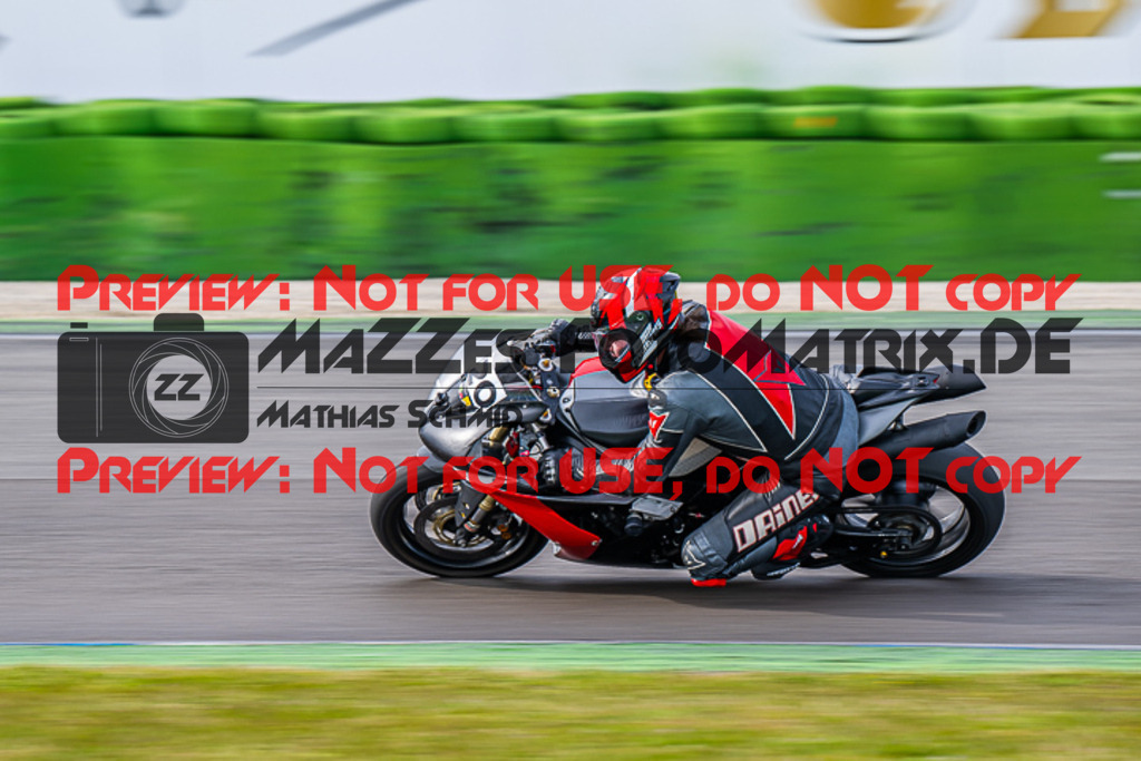 MaZZes_FotoMatrix_230410_9913 | GELB