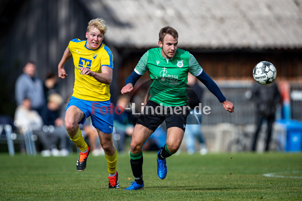 SC Böbing gegen TSV Altenstadt II | Fußball A-Klasse Herren Oberbayern Zugspitze Gruppe 8 7. Spieltag, SC Böbing gegen TSV Altenstadt II, 20240915,Duell zwischen Felix Deschler (TSV Altenstadt II 8)  und Daniel Probst (SC Böbing 5),2024-09-15 in Böbing (Sportplatz Böbing), Daniel Probst (SC Böbing 5), Felix Deschler (TSV Altenstadt II 8)Copyright: WolfgangxLindner www.foto-lindner.de / shop.foto-lindner.de