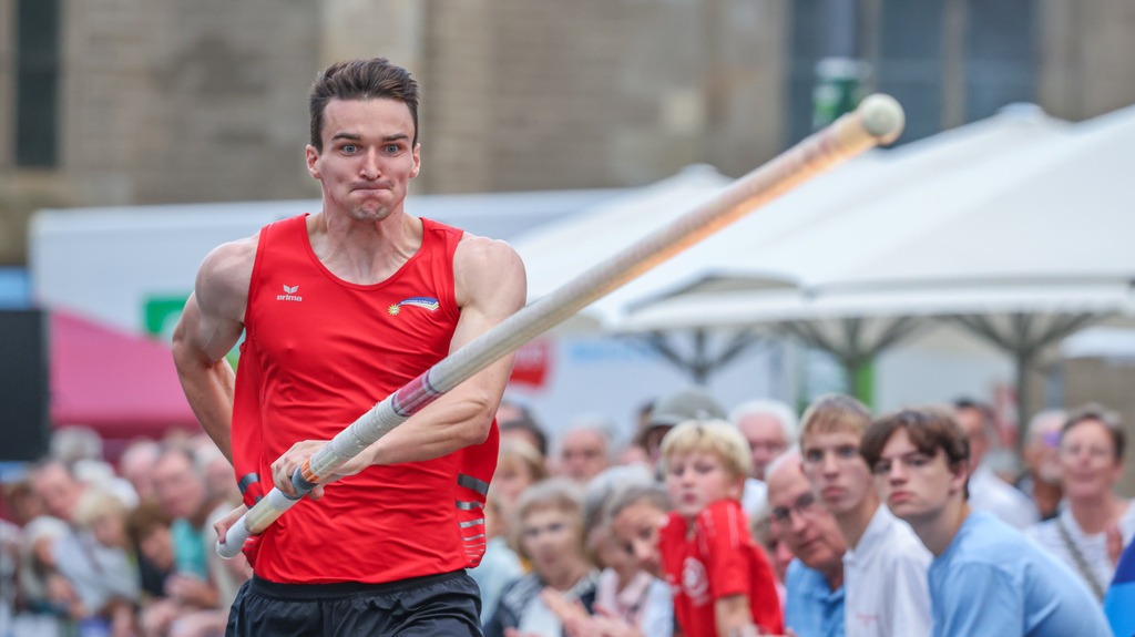 top-top.de-250828-317 | Foto, Video, Fotografie, Videografie, Fotobox, DJ, Discjockey, Musik, Musikbox, Veranstaltung, Photobooth, Amazon, Ebay, Buchtipp, Bestseller, Autor, Verlag, Buch, Wesel, Hamminkeln, NRW, Dinslaken, Rees, Drohne, Hochzeit, Party, Fotobox, Wesel, Fotograf