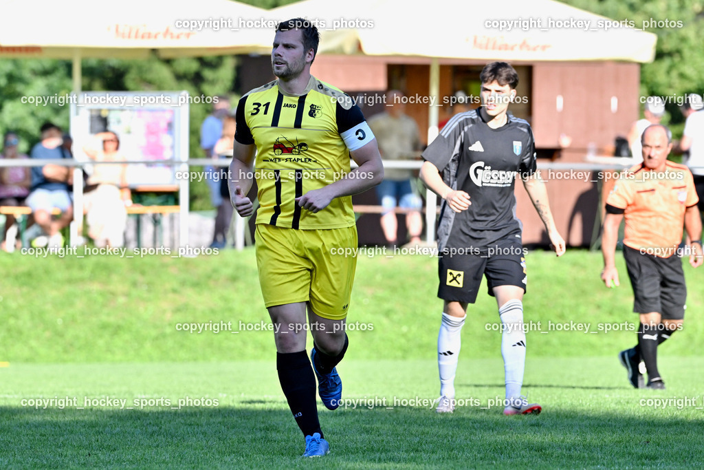 SV Arnoldstein vs. URC Thal Assling | #31 Roman Binter SV Arnoldstein, #75 Domenico Calcagnile Thal Assling, SV Arnoldstein vs. URC Thal Assling, SV Arnoldstein vs. URC Thal Assling am 09.08.2025 in Arnoldstein (Waldparkstadion Arnoldstein), Austria, (Photo by Bernd Stefan)