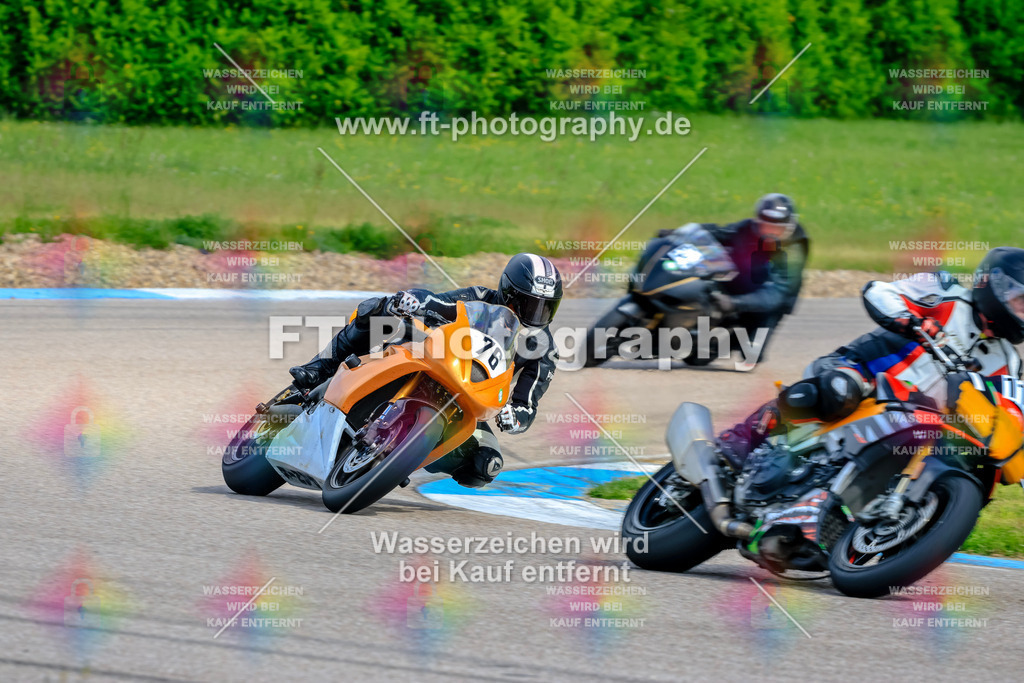 MotoTeam-8876 | Hier findet Ihr Bilder von Touristenfahrten auf der Nürburgring Nordschleife oder von anderen Veranstaltungen die ich besucht habe. Viel Spass beim Durch Schauen 